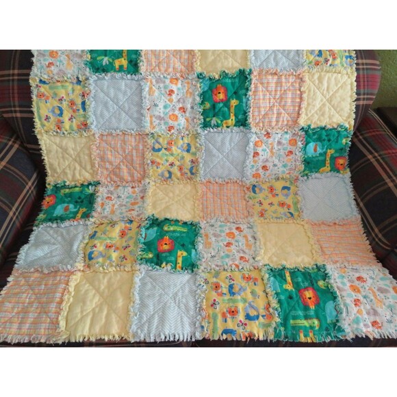 Flannel Rag Quilt With Batting 43 x 43, Jungle Animals, Giraffes, Elephants Baby - Picture 13 of 14